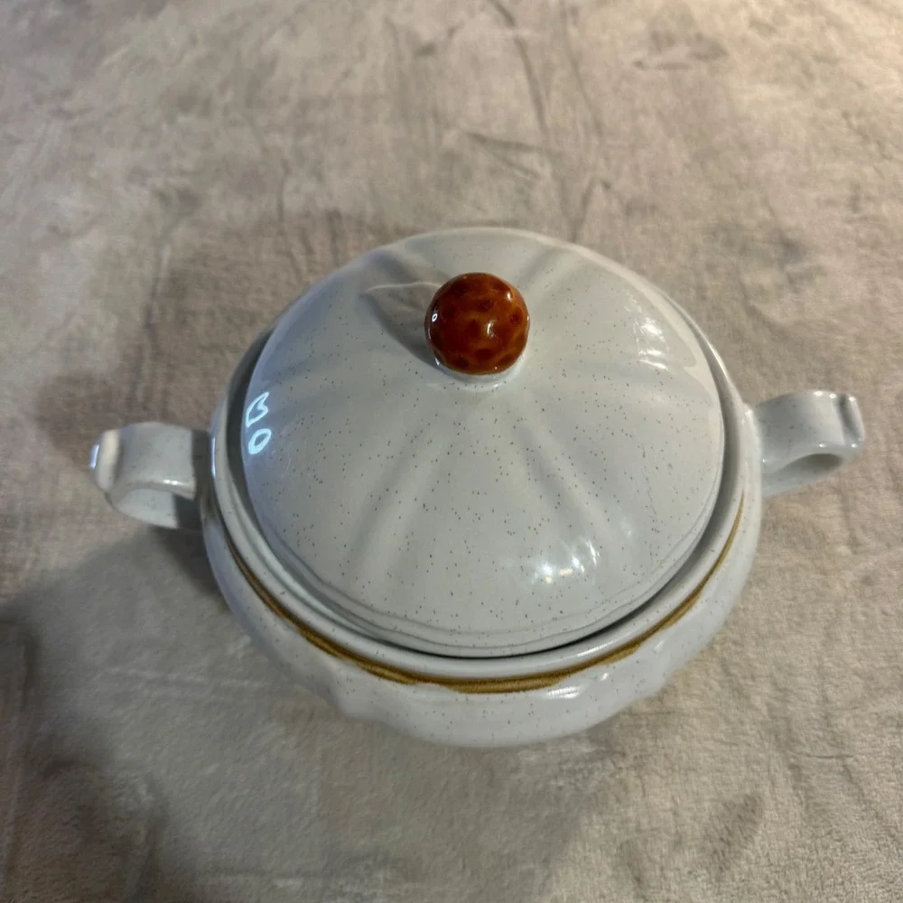 Americana Hearthside Berries n Cream Vintage Stoneware Sugar Bowl Casserole Set